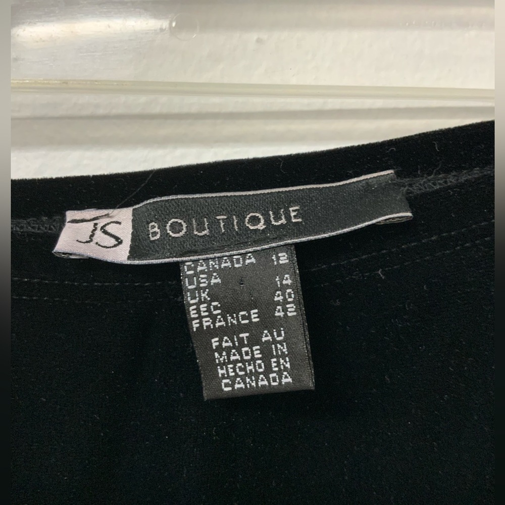JS BOUTIQUE - Picture 3 of 3
